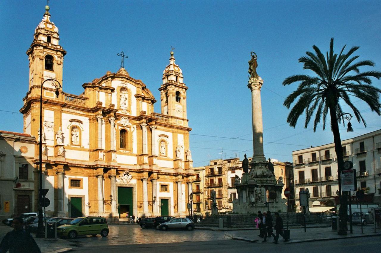 Monolocale Sant'Andrea Apartment Palermo Bagian luar foto
